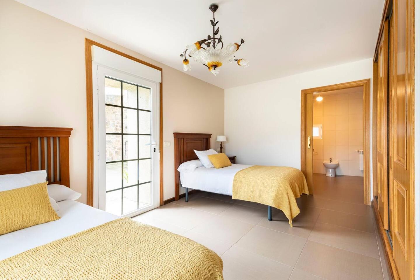 Galihost - Casa Con Enorme Jardin En Cambados Villa Ngoại thất bức ảnh