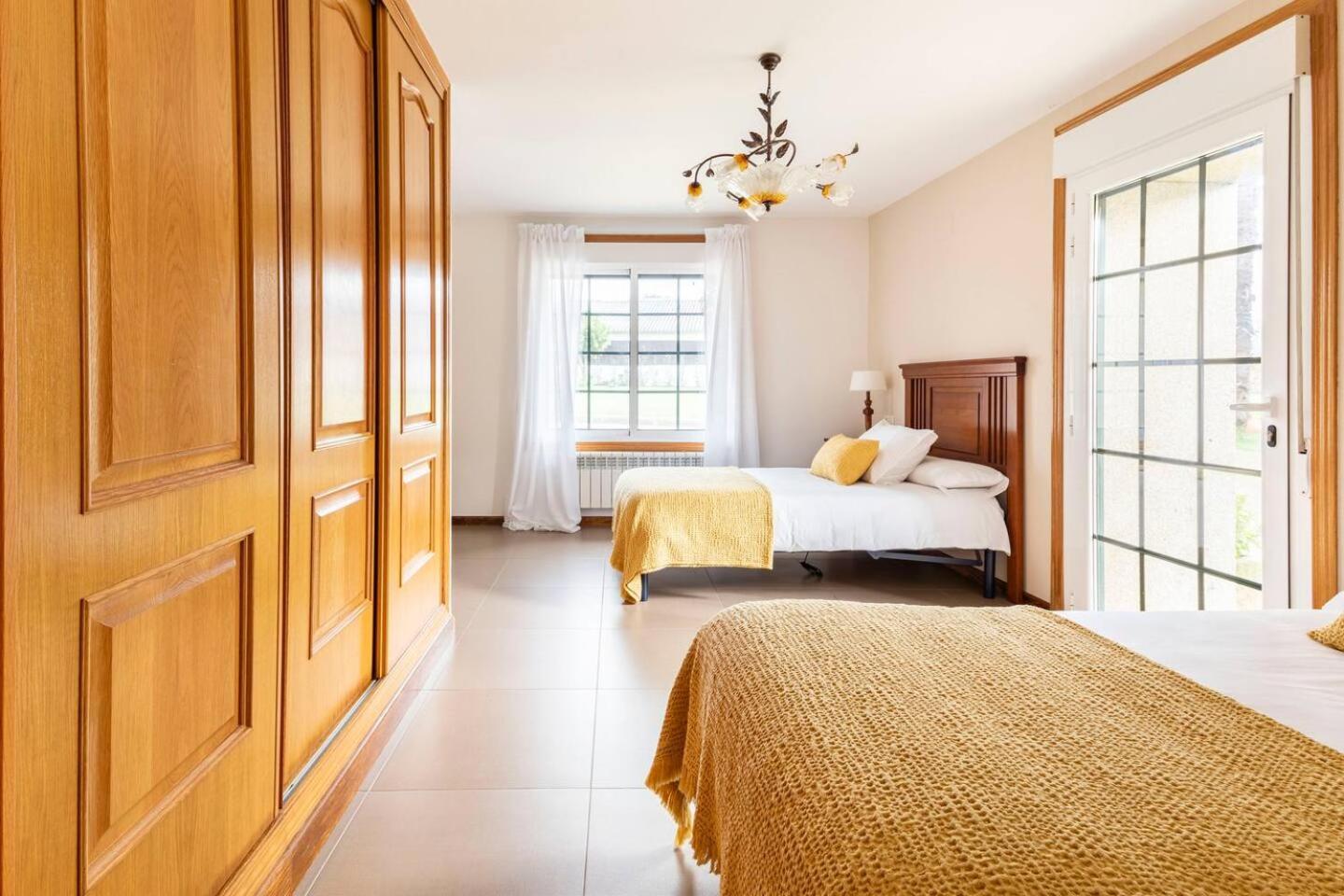 Galihost - Casa Con Enorme Jardin En Cambados Villa Ngoại thất bức ảnh