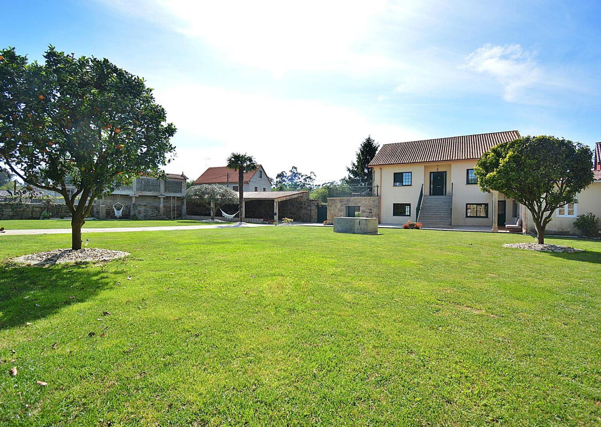 Galihost - Casa Con Enorme Jardin En Cambados Villa Ngoại thất bức ảnh
