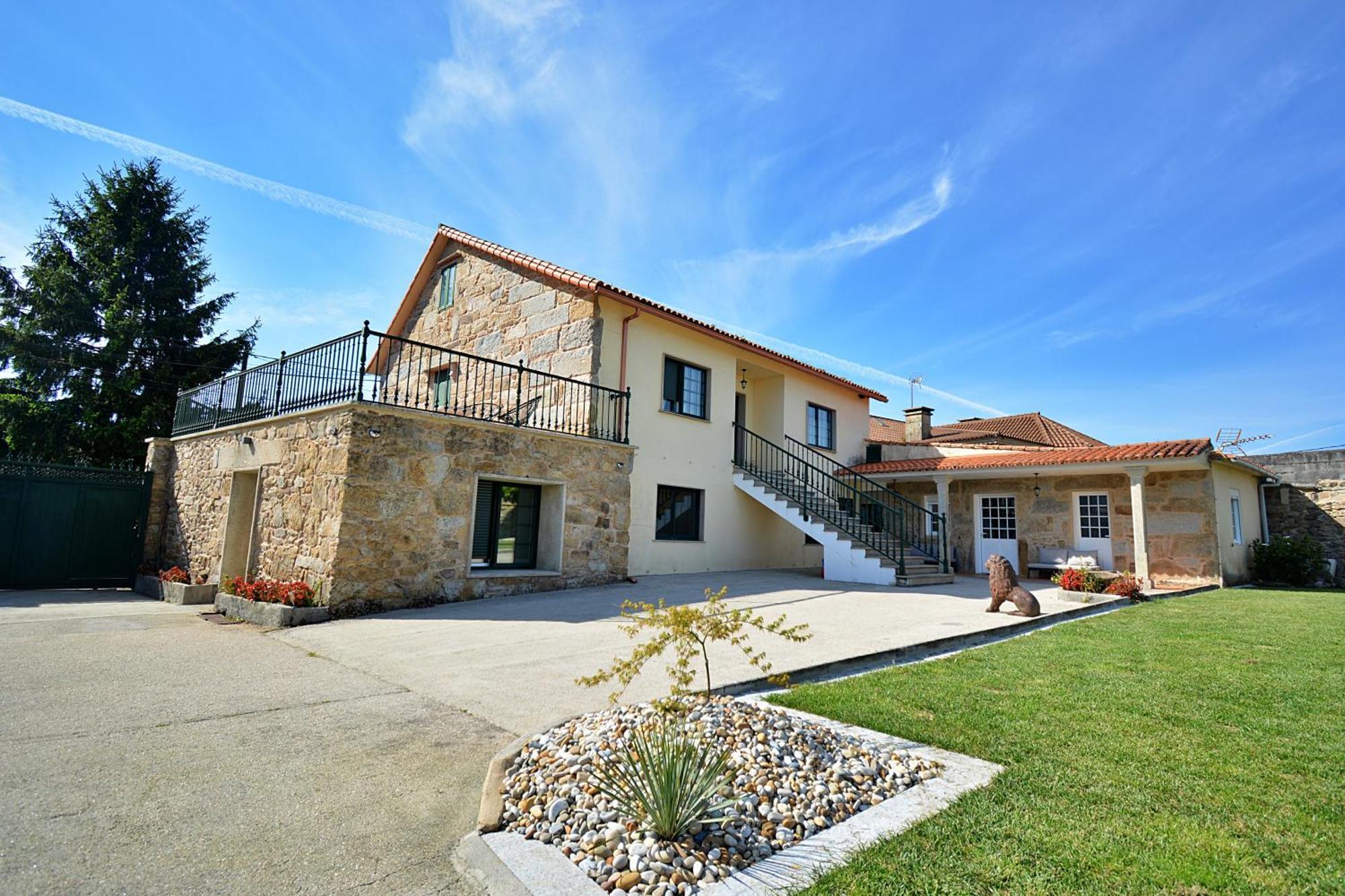 Galihost - Casa Con Enorme Jardin En Cambados Villa Ngoại thất bức ảnh